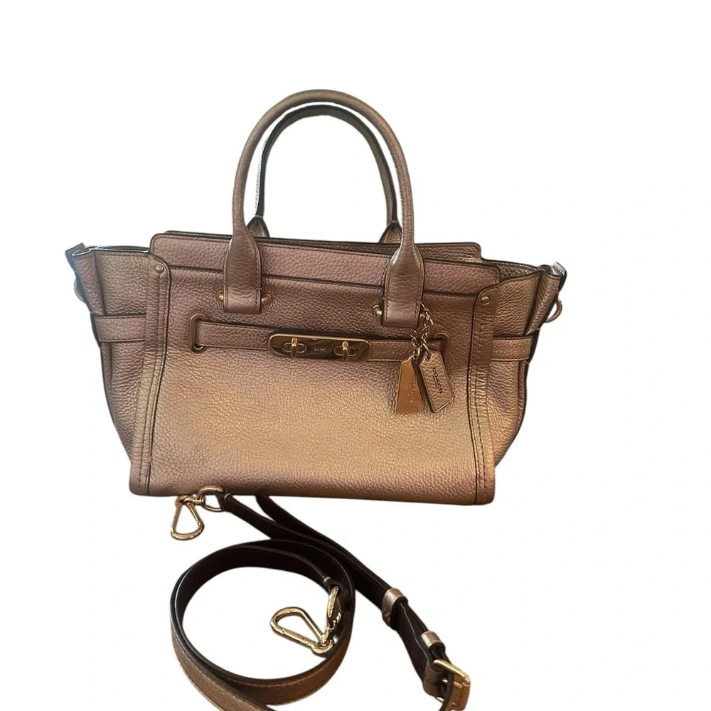 Coach Metallic Gold Swagger Leather Satchel with Gold Hardware - Picture 12 of 17